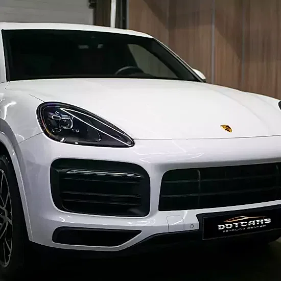 Оклейка в глянцевый полиуретан ксералик Porsche Cayenne