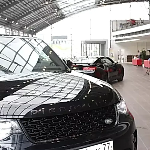 oklejka-v-matovyj-poliuretan-range-rover-discovery-v-0