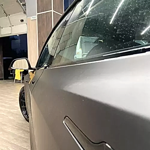 oklejka-v-matovyj-poliuretan-tesla-model-3-5