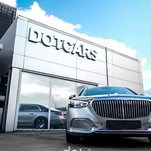 limitirovannyj-avtomobil-mercedes-maybach-serii-edition-100-18