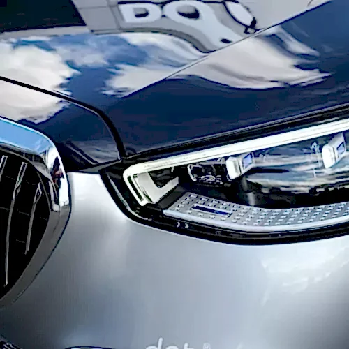 limitirovannyj-avtomobil-mercedes-maybach-serii-edition-100-3