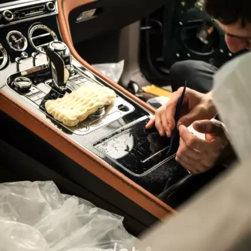 bentley-continental-gracioznoe-kupe-klassa-lyuks-dlya-istinnyh-aristokratov-25