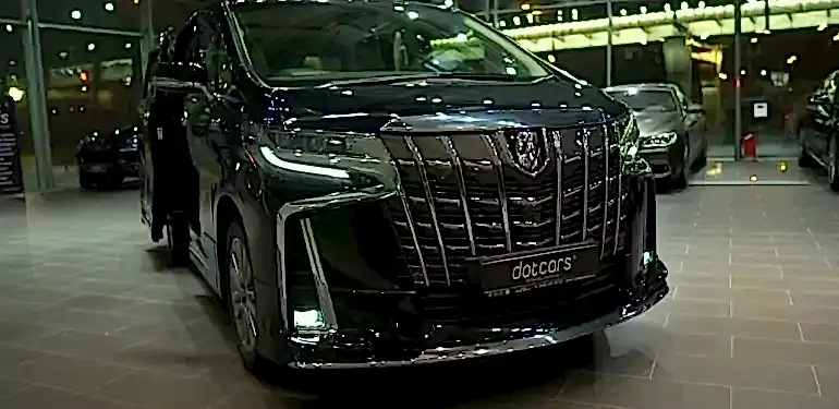 Дерзкий и мощный Toyota Alphard в агрессивном обвесе - детейлинг DOTCARS